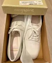 Women’s Size 7.5 Easy Spirit White Casual Shoes Free Easy AntiGravity Cushion 8