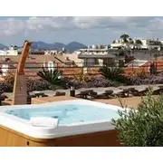 Best Western Premier Le Patio des Artistes Wellness Jacuzzi