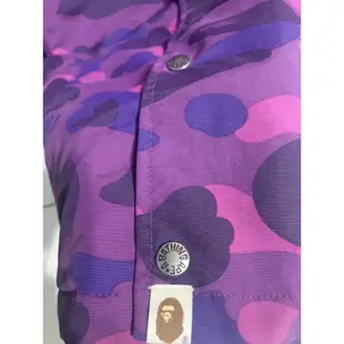 售出a bathing ape 紫迷彩 教練外套 L號