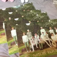 在飛比找蝦皮購物優惠-EXO Nature Republic 周邊 資料夾 pb 