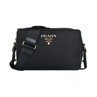 在飛比找momo購物網優惠-【PRADA 普拉達】PRADA TESSUTO浮雕LOGO