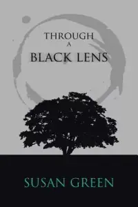 在飛比找博客來優惠-Through a Black Lens