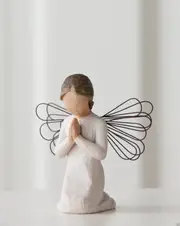 Willow Tree Figurine Angel of Prayer By Susan Lordi 26012