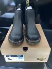 Dr. Martens 2976 Nappa Leather Chelsea Boots Black 25840001 Size 9 Women’s
