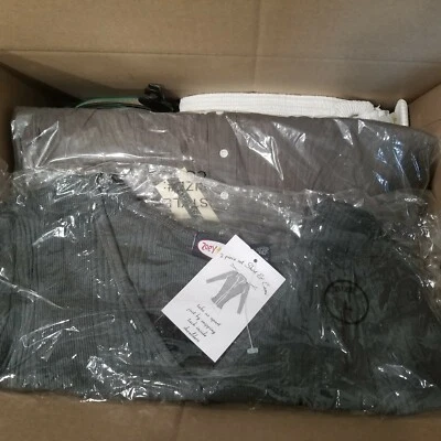 BULK Liquidation Lot #53 All New Clothing & Accessories Retail $538 Forever 21+