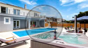 Amazing home in Pula with 4 Bedrooms, WiFi and Outdoor swimming pool