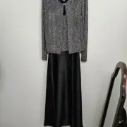 NWT CACHET 2 Pc Silver & Black Sz 10 Evening Gown Beaded Sequin Top & Jacket
