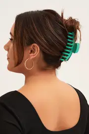 Green Classic Claw Hair Clip
