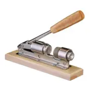 Multifunctional Stainless Steel Nutcracker Portable Manual Mechanical Sheller Fa