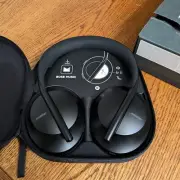 Bose Noise Cancelling Headphones 700 Never Used