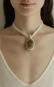 [RENATA.Q] Mauri Necklace