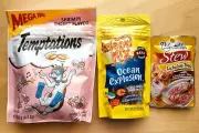 3 CAT TREATSTemptations Shrimp Meow Mix Tartar Control Delectables Chick Tuna
