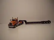 FIRST GEAR 1/50 ORANGE TRI-AXLE PETE 367 & BLACK TRI-AXLE LOWBOY DIECAST MASTERS