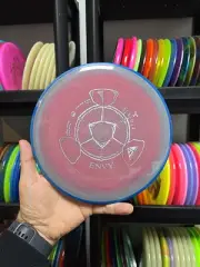 Axiom Mvp Discs Neutron Envy 172g #9 Disc Golf Putter approach