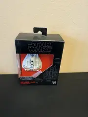 NEW SEALED Hasbro Star Wars #17 The Black Series Titanium Series Snowspeeder