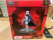 Star Wars The Force Awakens : Captain Phasma figure Limited Edition