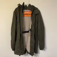 在飛比找蝦皮購物優惠-正版Superdry 長版連帽軍外套 美國購入