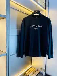 在飛比找Yahoo!奇摩拍賣優惠-紀梵希Givenchy 品質 2023最新款衣服 長袖衛衣 