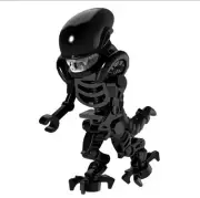 LEGO Alien Minifigure From Alien Vs Predator / Xenomorph Minifigure