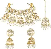[Aheli] Kundan Cubic Zirconia & White Beads Studded Necklace Jhumki Earrings Maangtikka Ethnic Jewellery Set for Women, One Size, Metal, No Gemstone