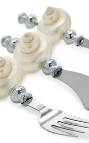 [Tres J] Set-of-Three Shell Silverware