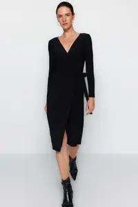 在飛比找ZALORA購物網優惠-Wrap Midi Dress