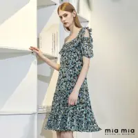 在飛比找momo購物網優惠-【mia mia】印花荷葉露肩洋裝