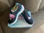 Skechers Memory Foam Brisk Escape Women’s Size 8.5 - New In The Box