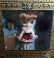 Takara Tomy Petite Blythe Jane Marple Bloomy Bloomsbury Doll