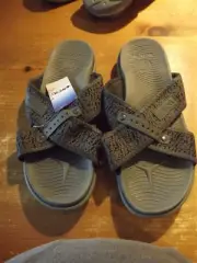 NEW Oncai Mens Orthopedic Sandals CROSS SLIDE GRAY SZ 12 NWT