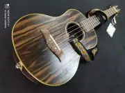 Berkeley 30" Ukulele w/ Aquila String .Spenish Classical style Strip (pad bag)