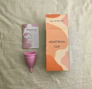 Ladies Reusable Menstrual Cups Soft Medical Silicone Cup Period Hygiene Cup