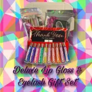 Deluxe Lip Gloss & Eyelash Gift Set