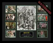 M*A*S*H TV SERIES LIMITED EDITION OF 100 ONLY CAST SIGNED FRAMED MEMORABILIA