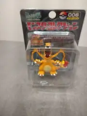 Tomy Pokemon Monster Collection Moncolle figure Charizard from Japan