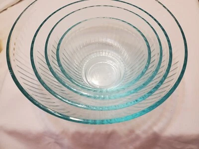 Pyrex 1980 Retro, #404,403,402.401 Nesting Ribbed Bowls (Elegant Aqua Blue )