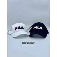 在飛比找蝦皮購物優惠-FILA 老帽 鴨舌帽 電繡 深藍/黑/白 魔鬼氈 經典基本