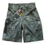 UNDER ARMOUR Barrel Boy Swim Trunks UPF 50+ in Green Camo Size 22 (7 Years) NEW
