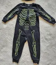 NWT Halloween Skeleton toddler & big boy girl Glow-In-The-Dark pajama / costume