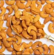 Fresh Roasted Cashews High Quality Smoked Unsmoked Roasted Salted Unsalted. 500g