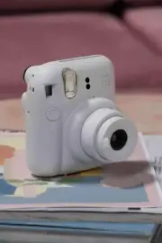 NIB Fujifilm - Instax Mini 12 Instant Film Camera - White + FUJI FILM