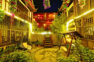 麗江花神連鎖觀景客棧The God of Flowers Inn