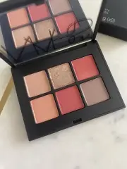 NARS Voyageur Eyeshadow Palette In Hibiscus 3.6g New In Box