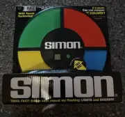 New 2014 Hasbro SIMON Classic Electronic Memory Game Lights & Sound Q. Brand New