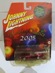 Johnny Lightning 2005 Holiday Classics 1972 Corvette # 2 1/64 Scale