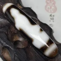 在飛比找Yahoo!奇摩拍賣優惠-藏區回流老料高油包漿【觀音天珠】尺寸：45*11毫米 重量8