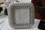BNIB designer JAY STRONGWATER FEATHER SQUARE PICTURE FRAME POUCH & Box Included