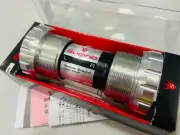 Sugino MB608 BSA 34.8x68mm BC1.37x24T Steel Bearings Bottom Bracket (Silver)
