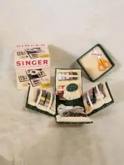 Singer Sewing Kit Sewing Cube Foldable 70 Piece Travel Portable Tread Scissors