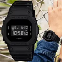 在飛比找ETMall東森購物網優惠-CASIO G-SHOCK 純色時尚電子腕錶 DW-5600